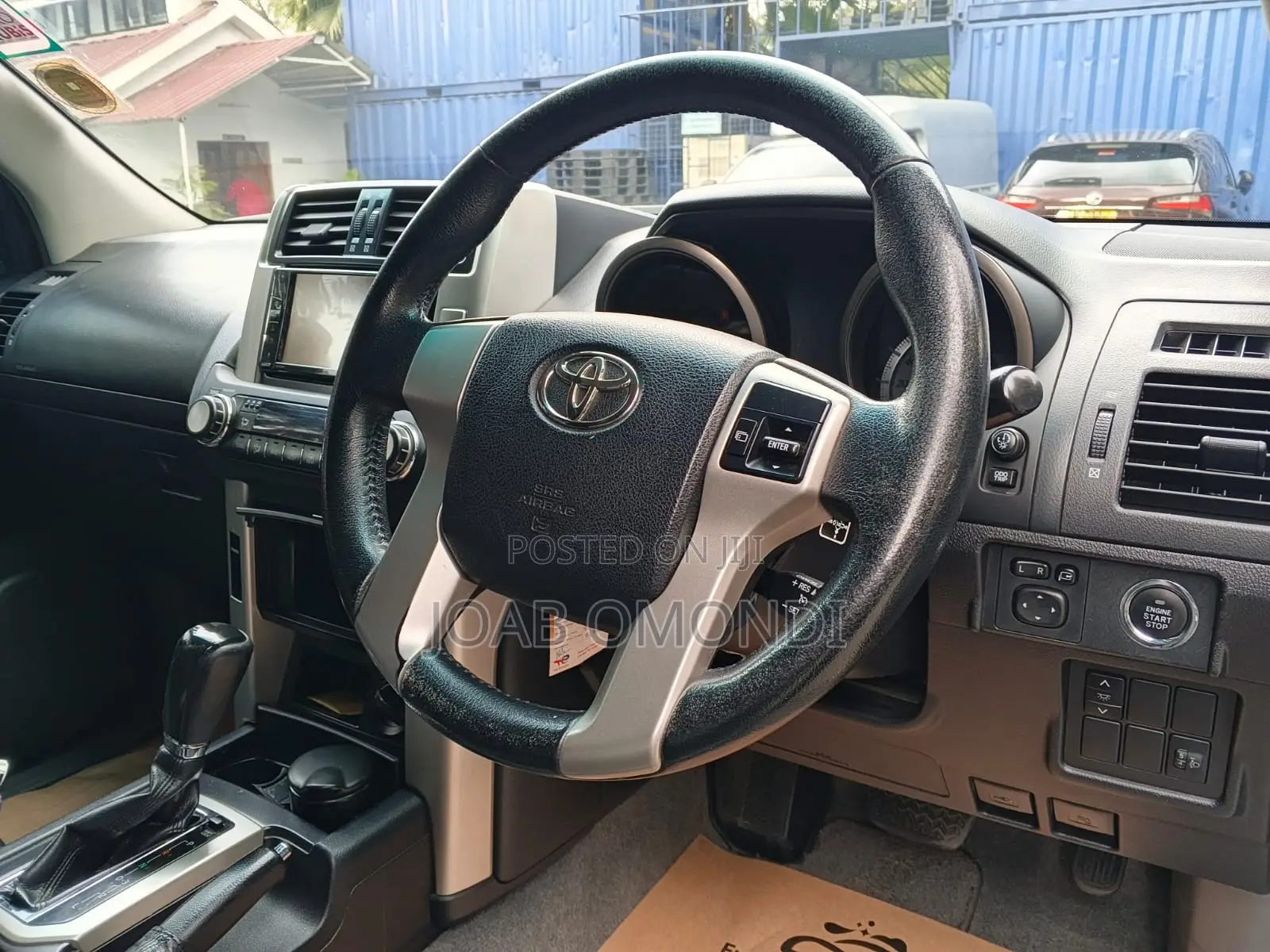 Toyota Land Cruiser Prado 2.7 i 2012 Gray