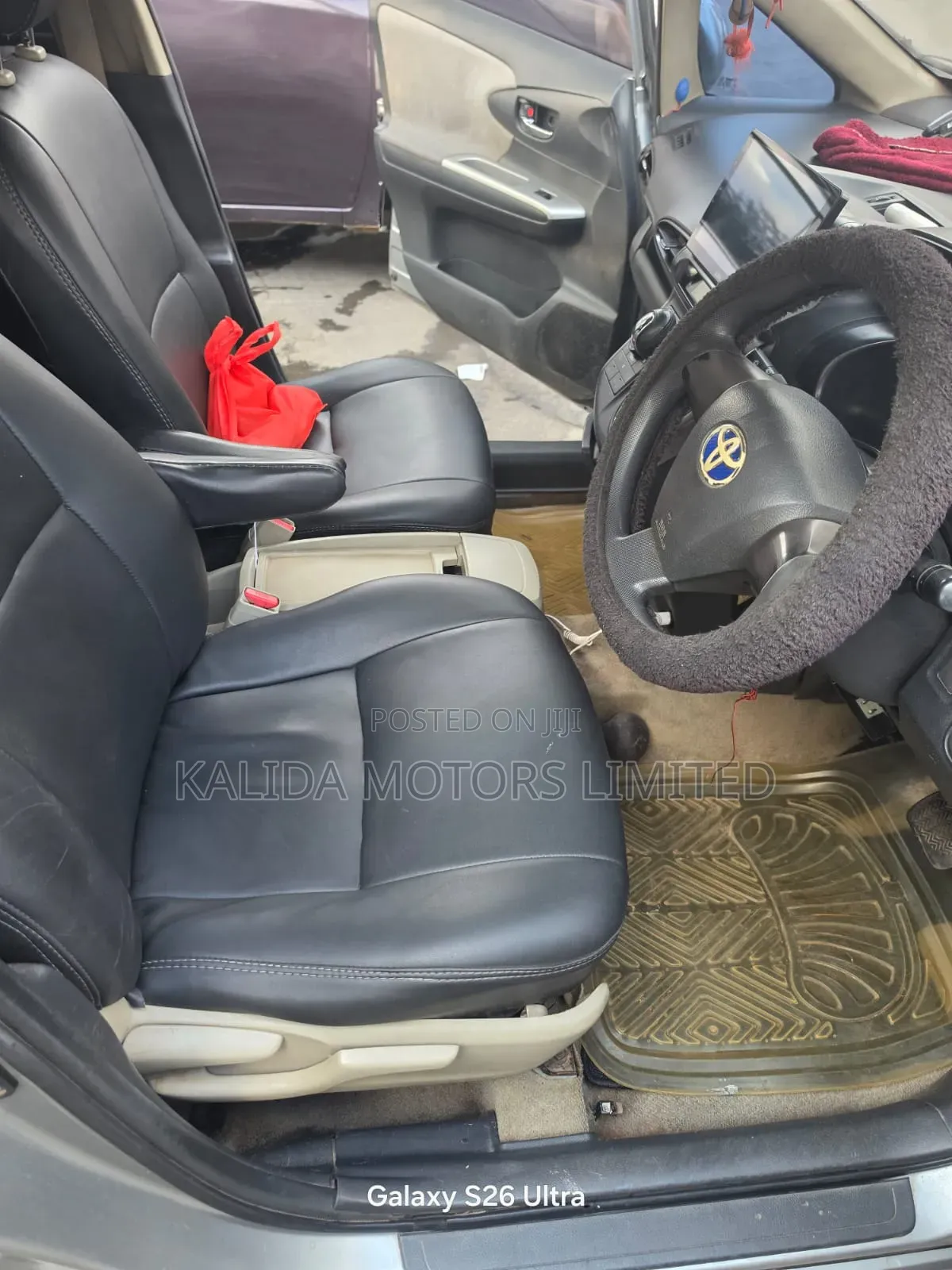 Toyota Wish 2011 Silver