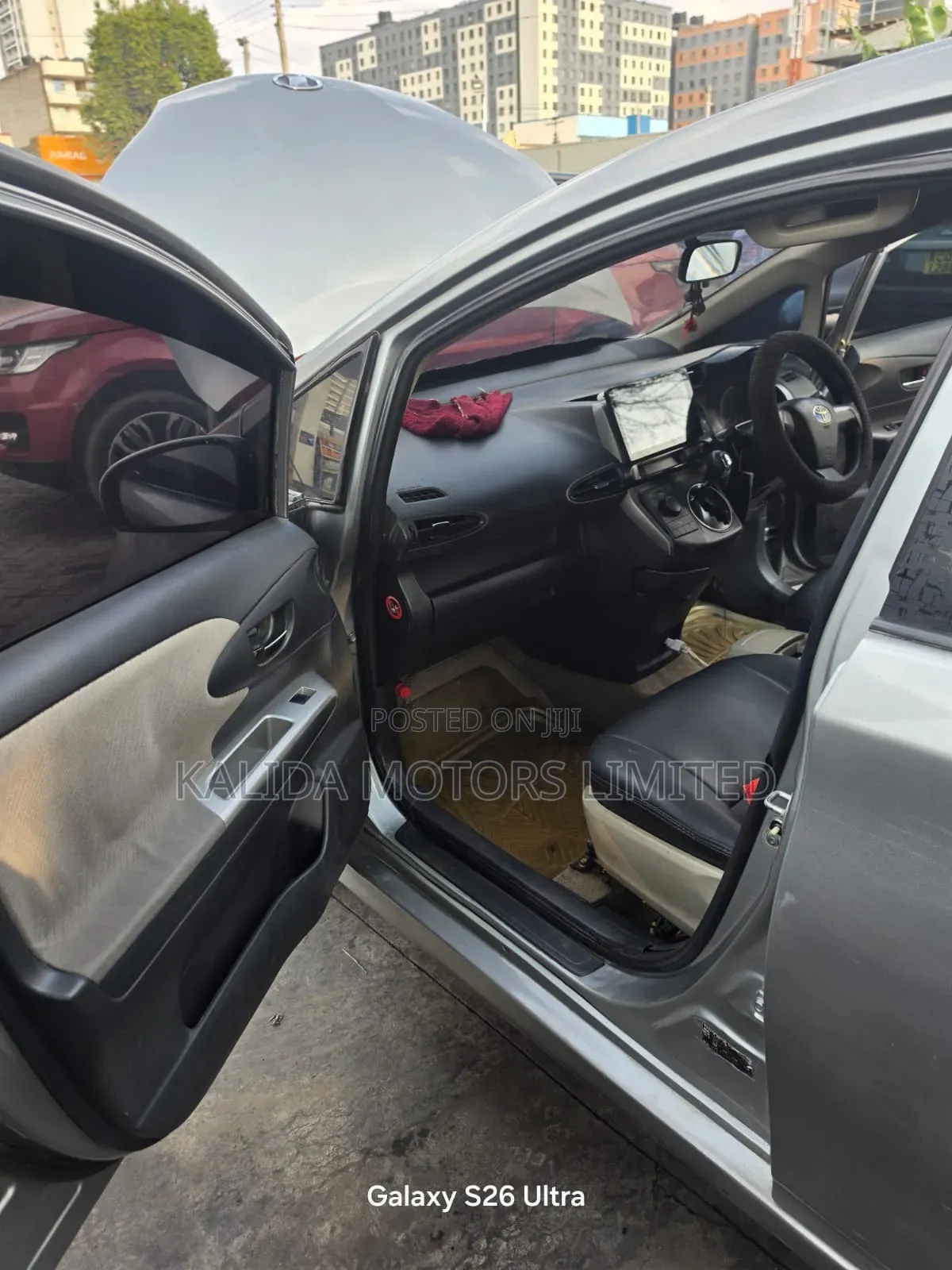 Toyota Wish 2011 Silver