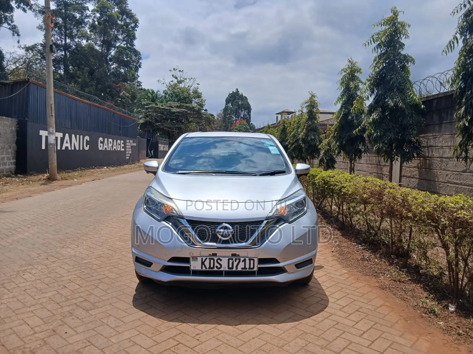 Nissan Note 2017 Silver
