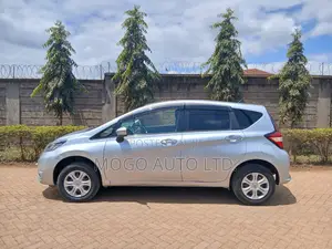 Nissan Note 2017 Silver