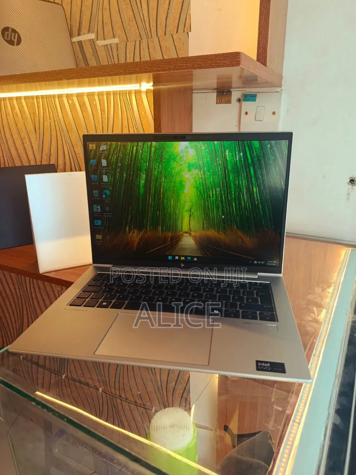 New Laptop HP EliteBook 840 G11 16GB Intel Core Ultra 5 SSD 512GB