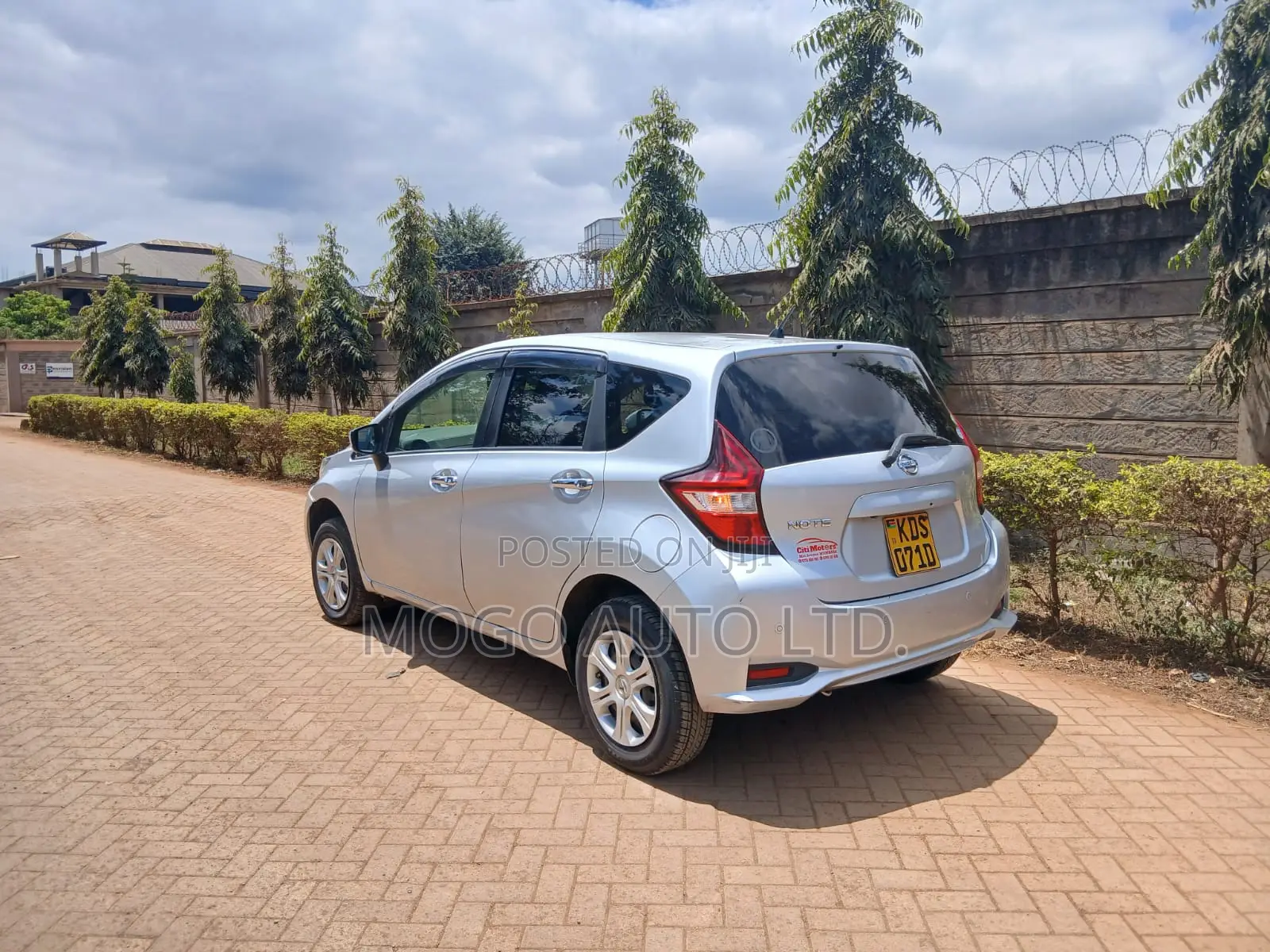 Nissan Note 2017 Silver