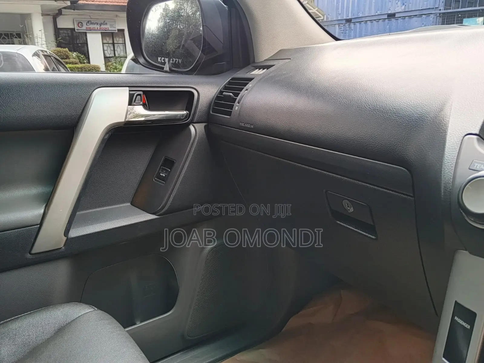 Toyota Land Cruiser Prado 2.7 i 2012 Gray