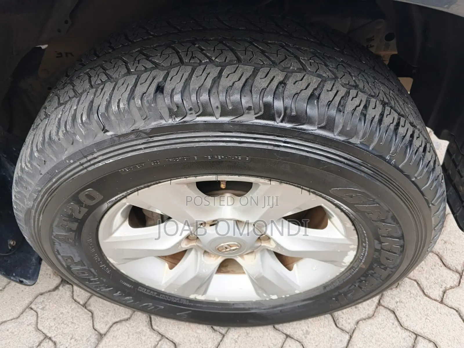 Toyota Land Cruiser Prado 2.7 i 2012 Gray
