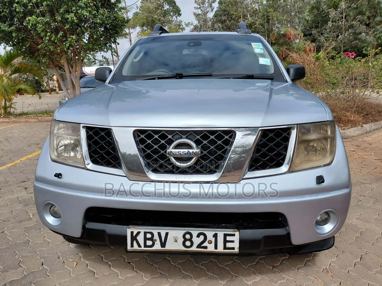 Nissan Navara 2.5 Automatic 2006 Silver
