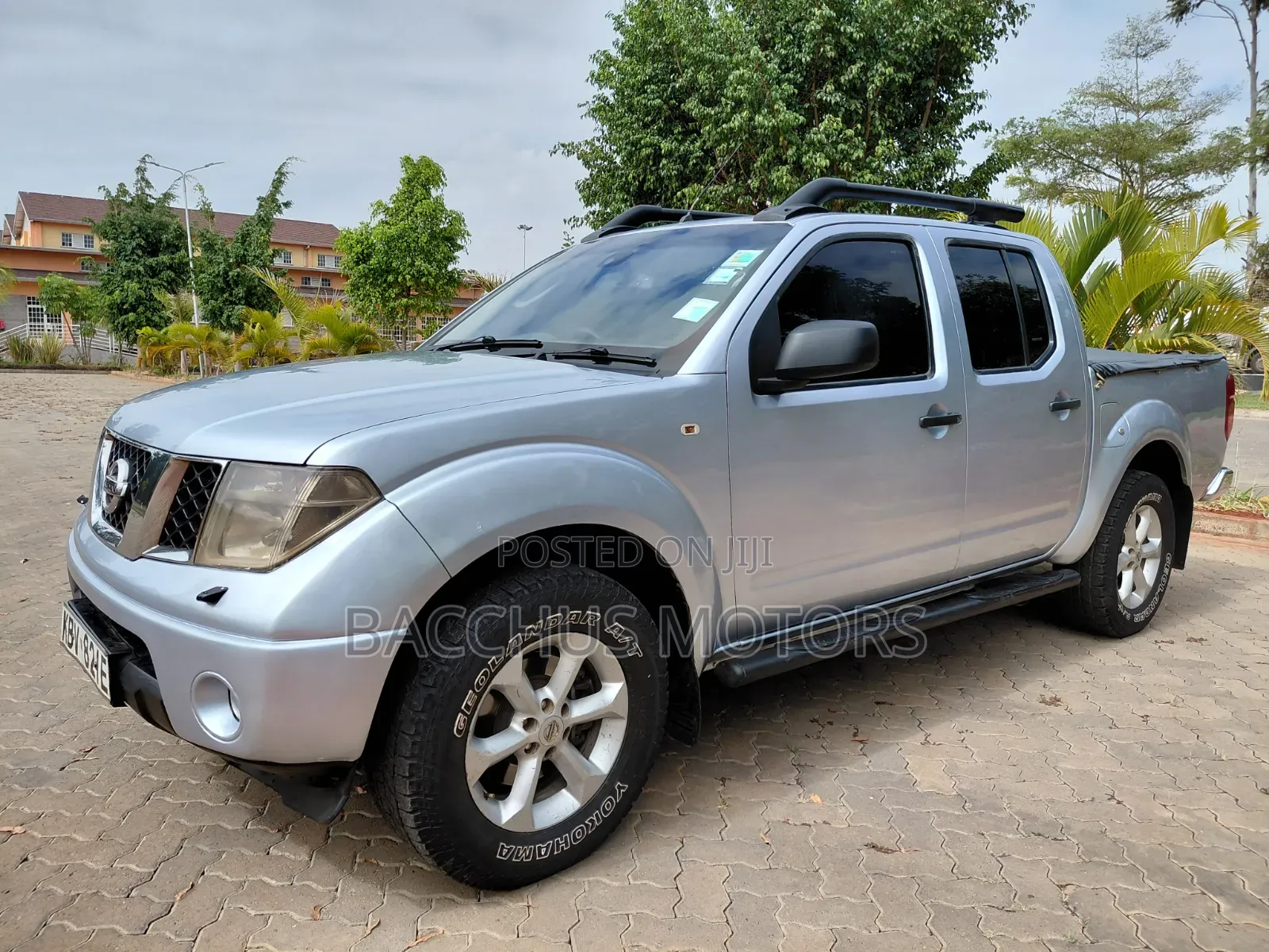 Nissan Navara 2.5 Automatic 2006 Silver