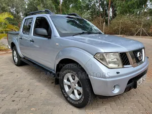 Nissan Navara 2.5 Automatic 2006 Silver