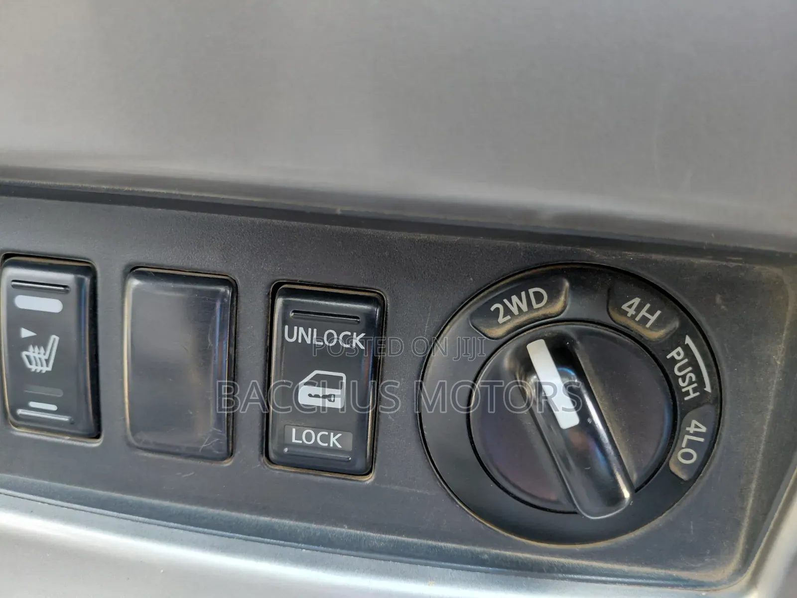 Nissan Navara 2.5 Automatic 2006 Silver