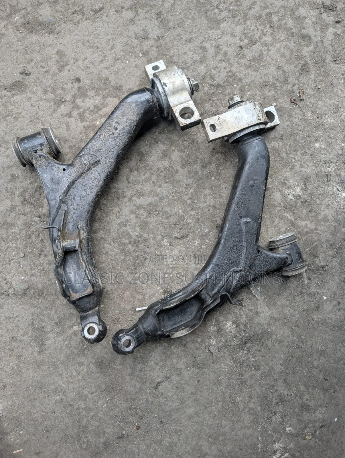 Toyota Mark X Control Arms.
