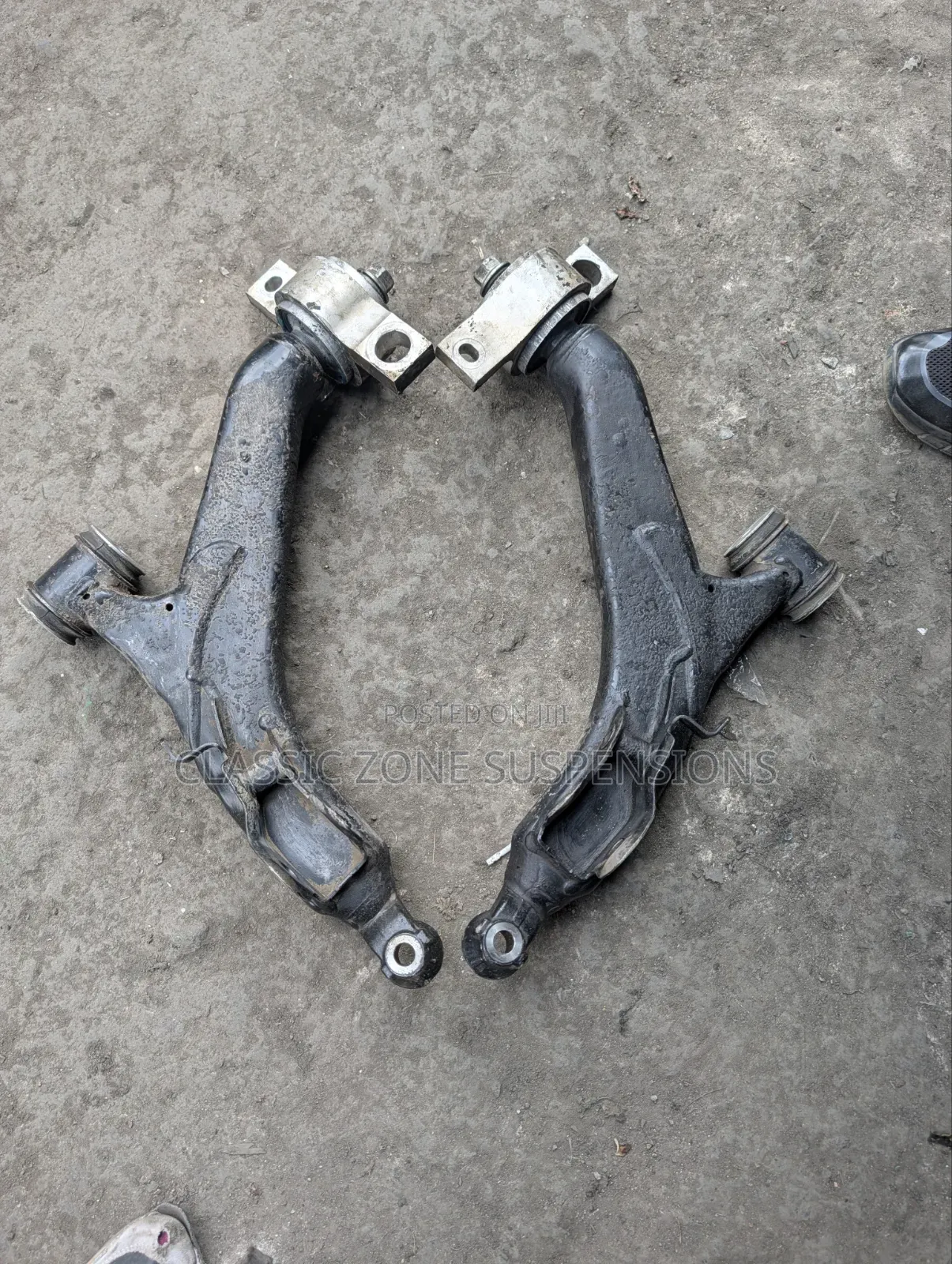 Toyota Mark X Control Arms.