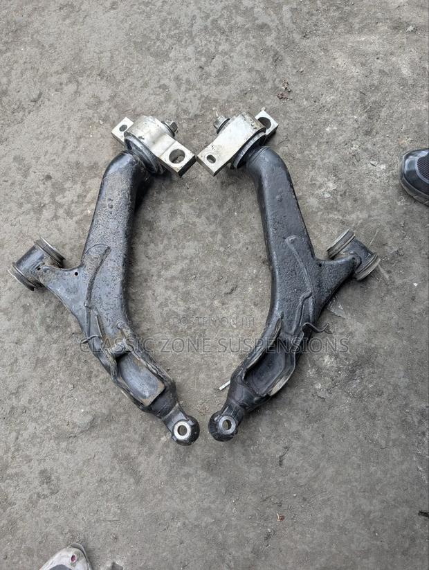 Toyota Mark X Control Arms. - thumbnail 3
