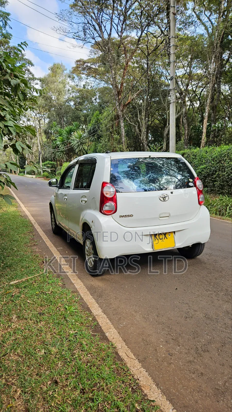 Toyota Passo 1.0 FWD 2012 White