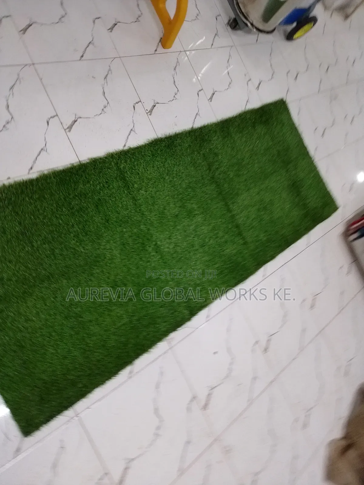 Green Grass or Artificial Facial Grass
