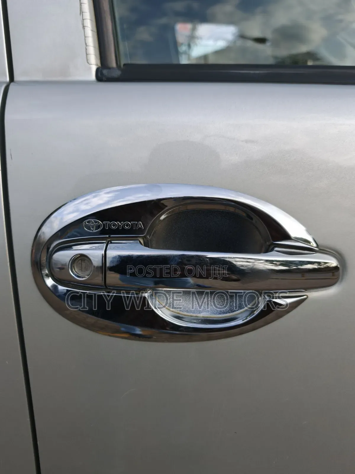 Toyota Hilux 3.0 D-4D 4x4 2013 Silver