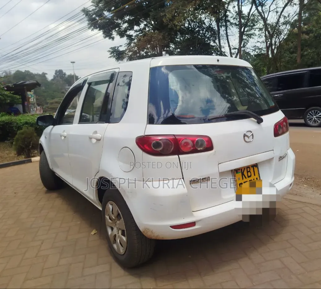Mazda Demio 2004 White