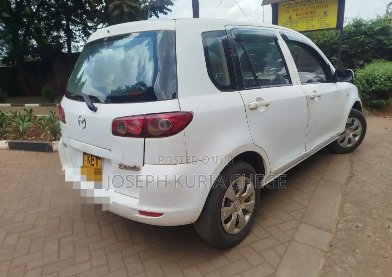 Mazda Demio 2004 White