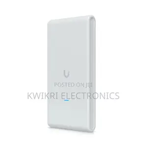 Ubiquiti U6 Mesh Pro Indoor/Outdoor WiFi 6 AP With 4 Spatial Streams