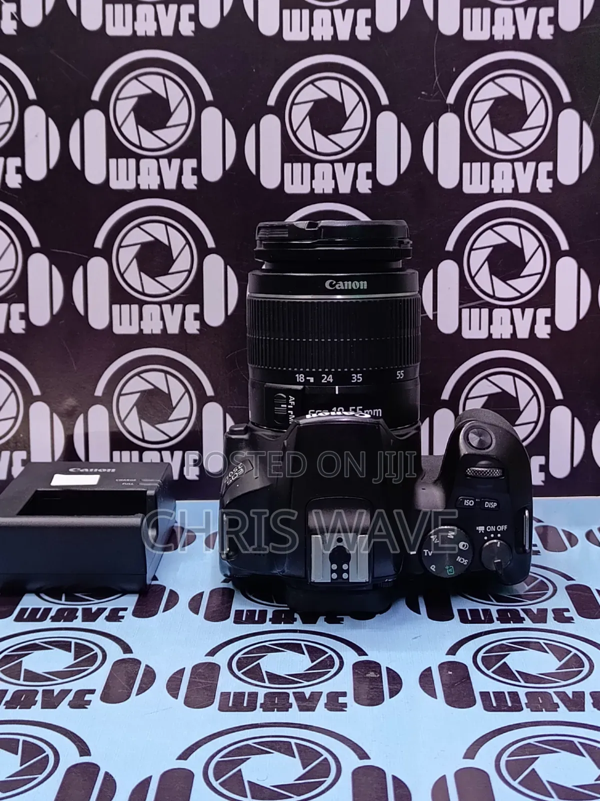 Canon 250D Mint Condition-Works Perfect