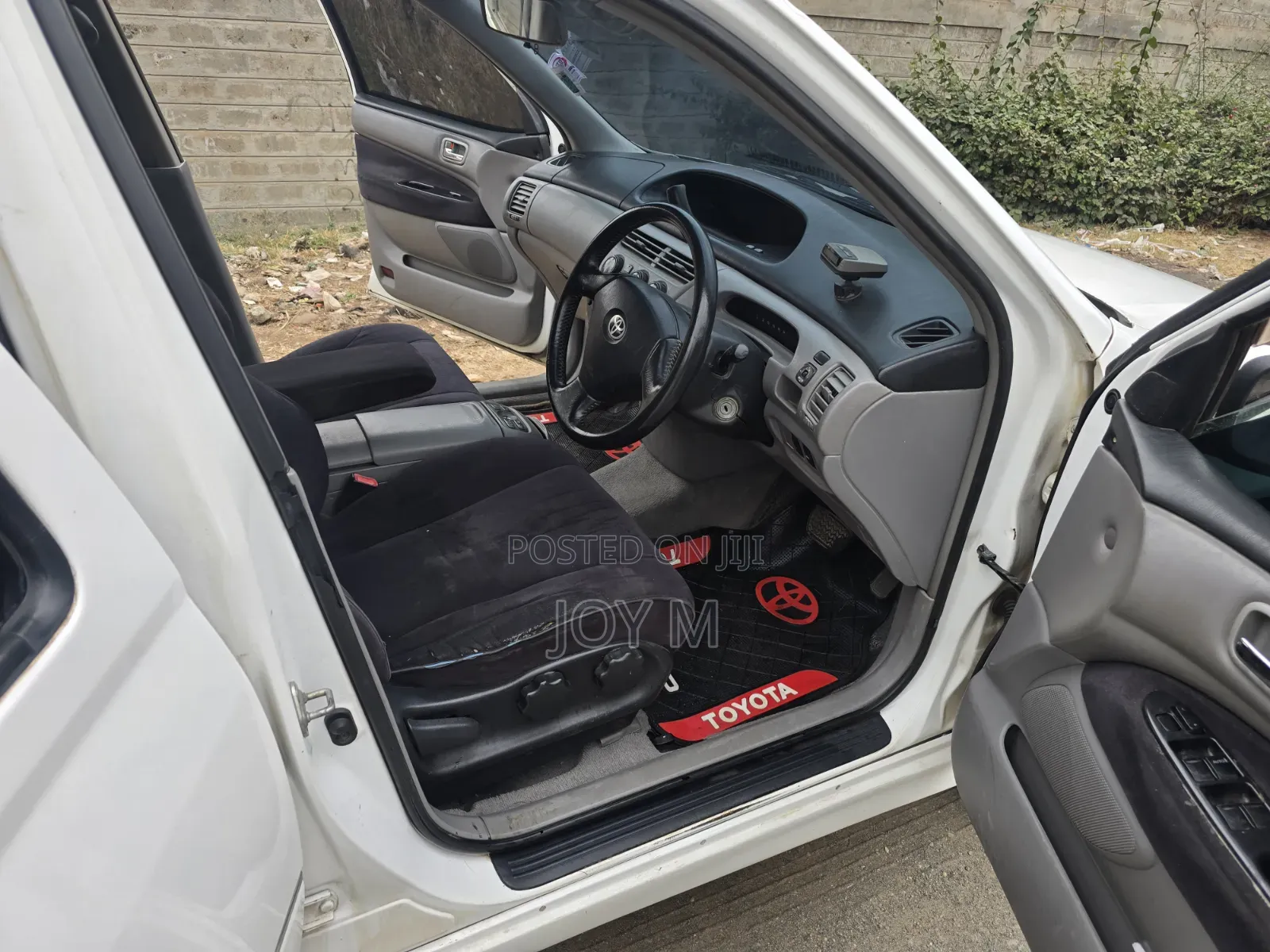 Toyota Vista 2003 White