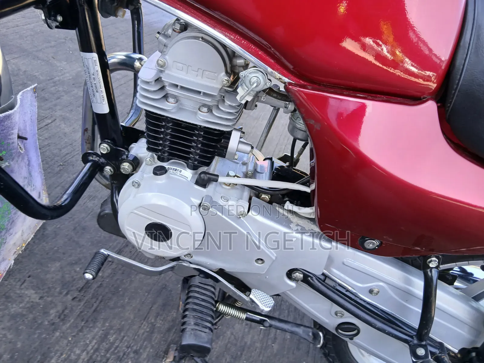 Bajaj Boxer 100 2024 Red