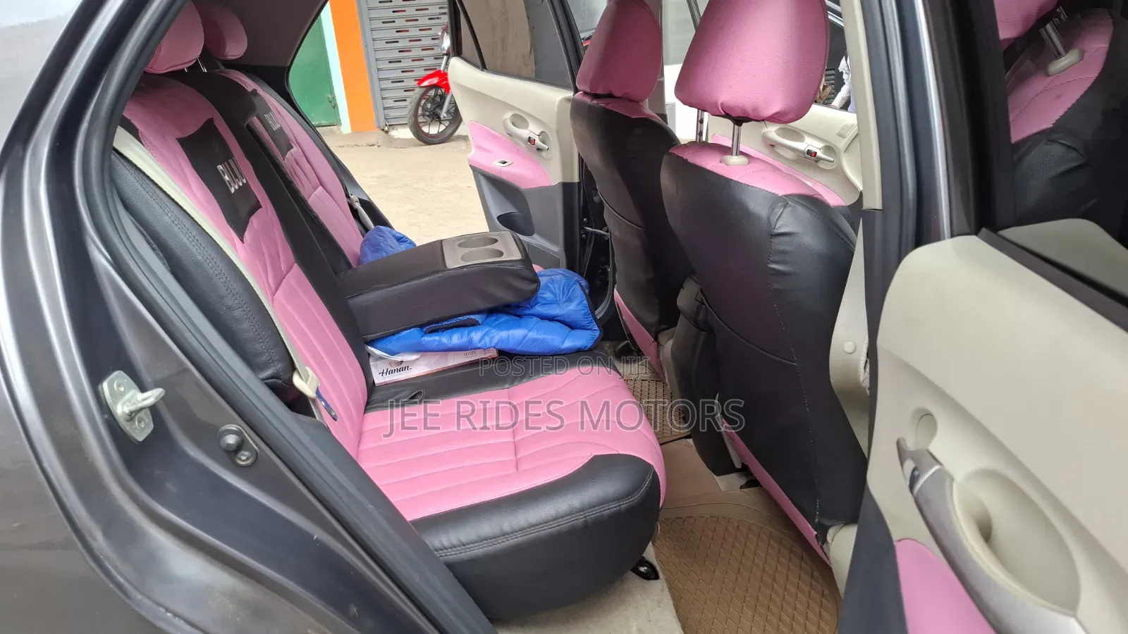 Toyota Auris 1.4 VVTi 2008 Gray
