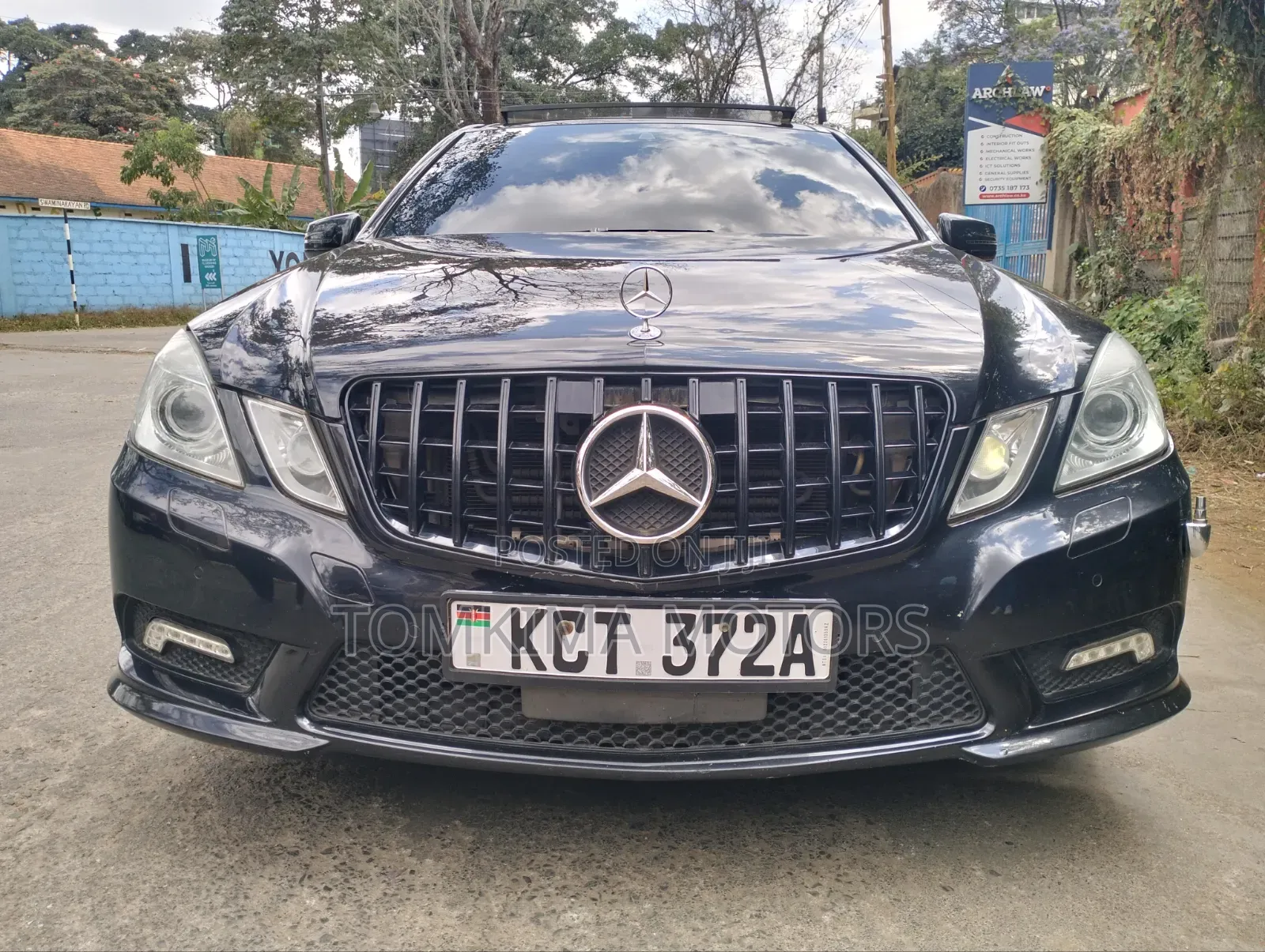 Mercedes-Benz E250 2011 Black