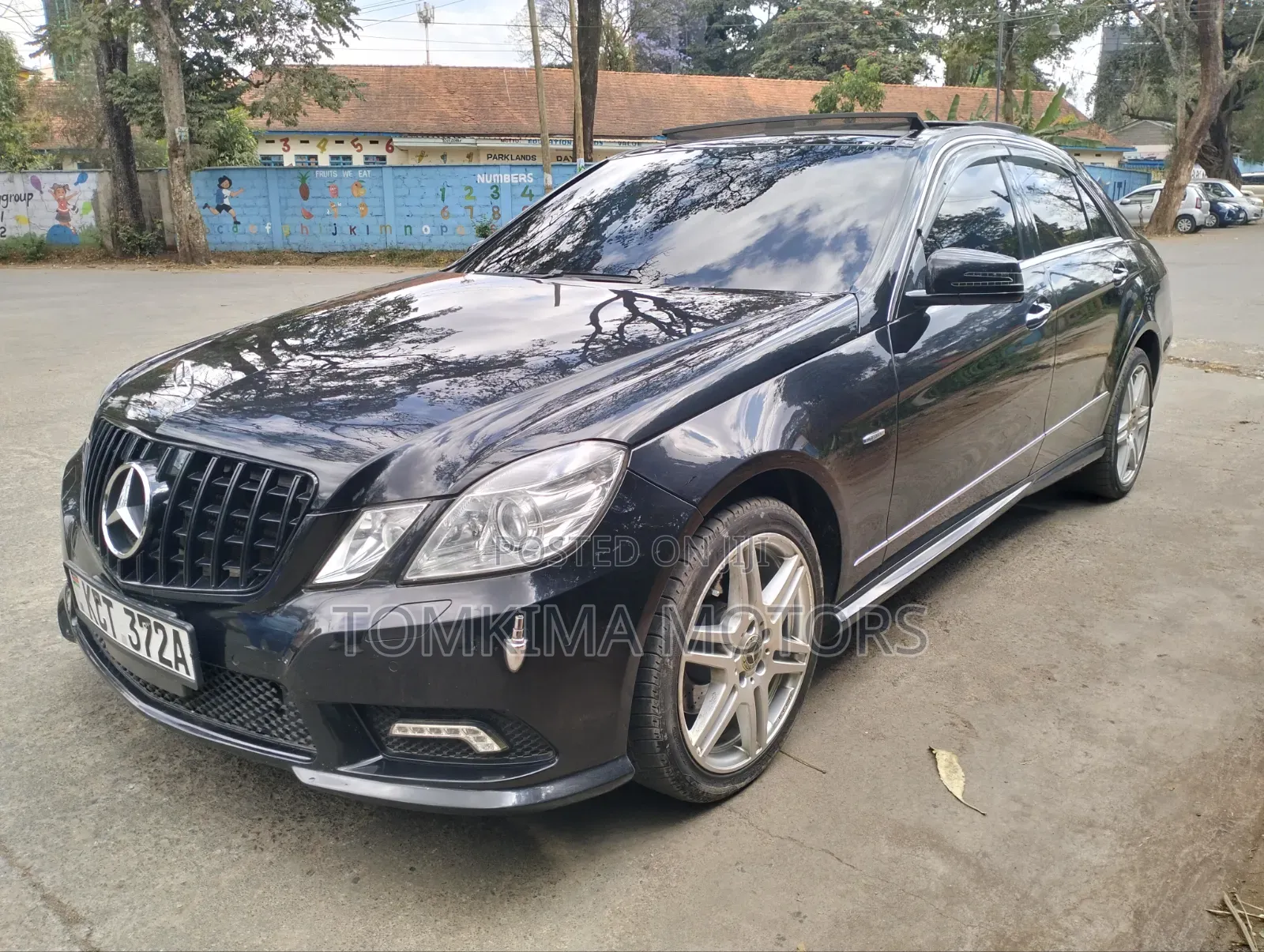 Mercedes-Benz E250 2011 Black