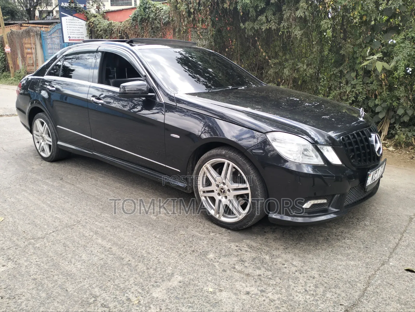 Mercedes-Benz E250 2011 Black
