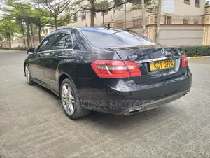 Mercedes-Benz E250 2011 Black