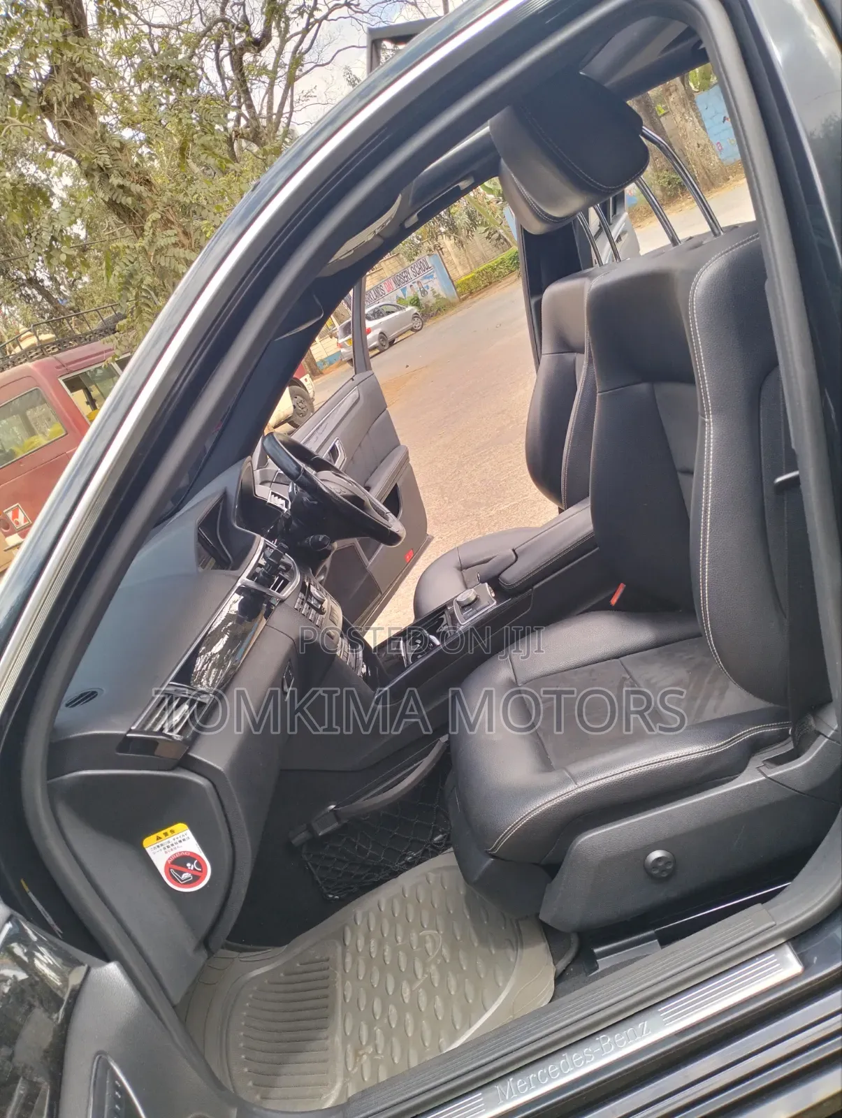 Mercedes-Benz E250 2011 Black