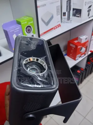 Dedicated Remote Control for Convenient Projector Operation