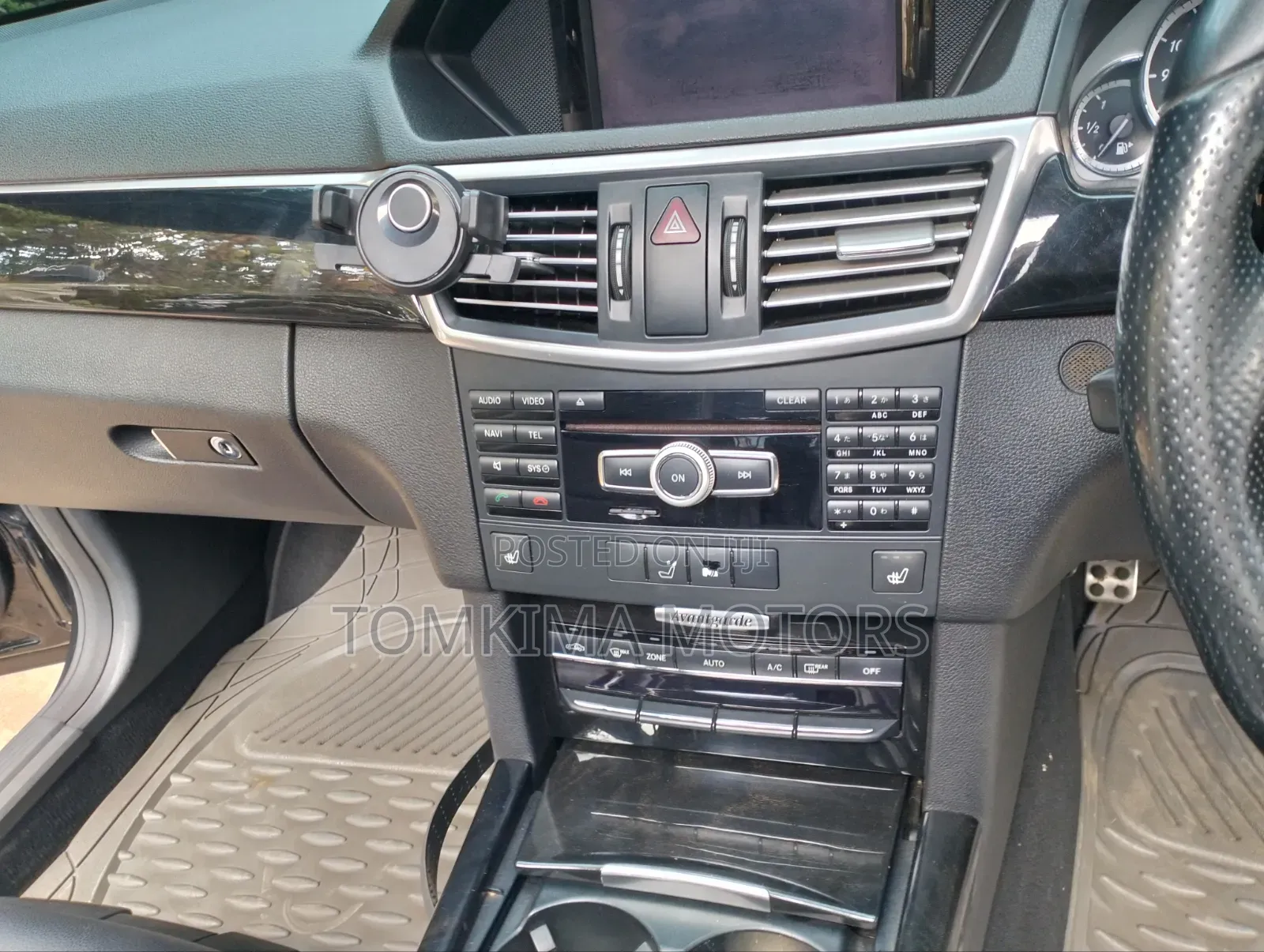 Mercedes-Benz E250 2011 Black