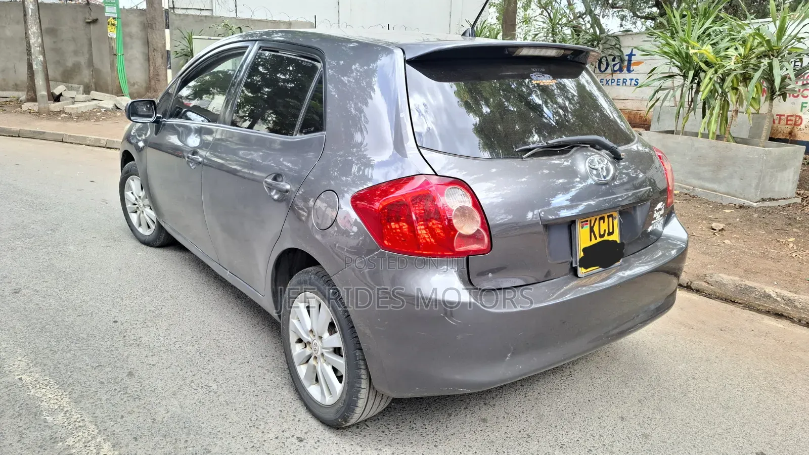 Toyota Auris 1.4 VVTi 2008 Gray