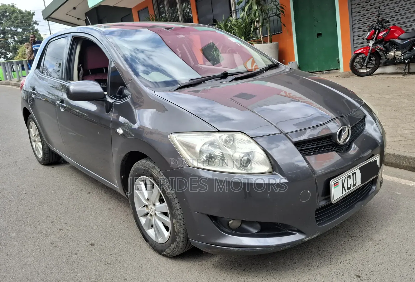Toyota Auris 1.4 VVTi 2008 Gray