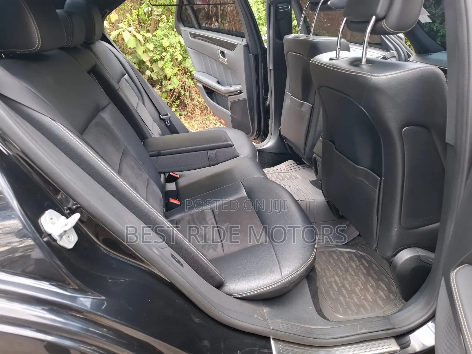 Mercedes-Benz E250 2011 Black