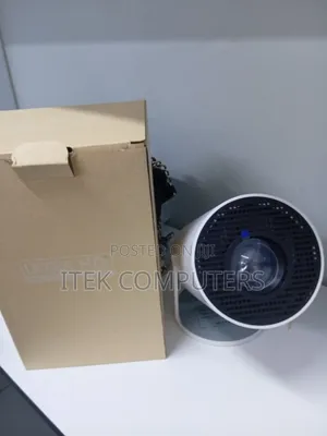 Integrated Stand Structure for Practical Projection Placement