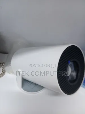 Integrated Stand Structure for Practical Projection Placement