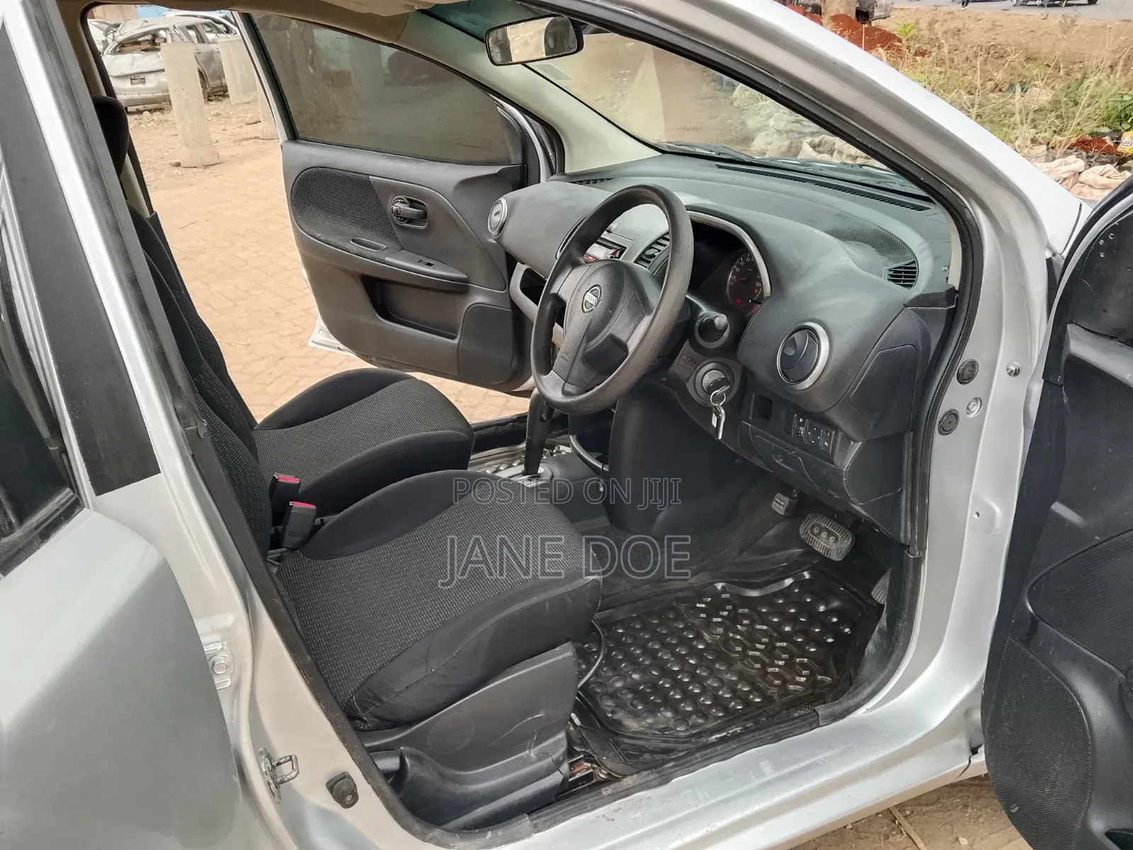 Nissan Note 2010 Silver