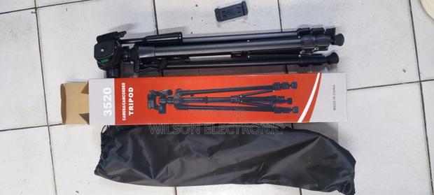 Camera Tripod Stand. 3520