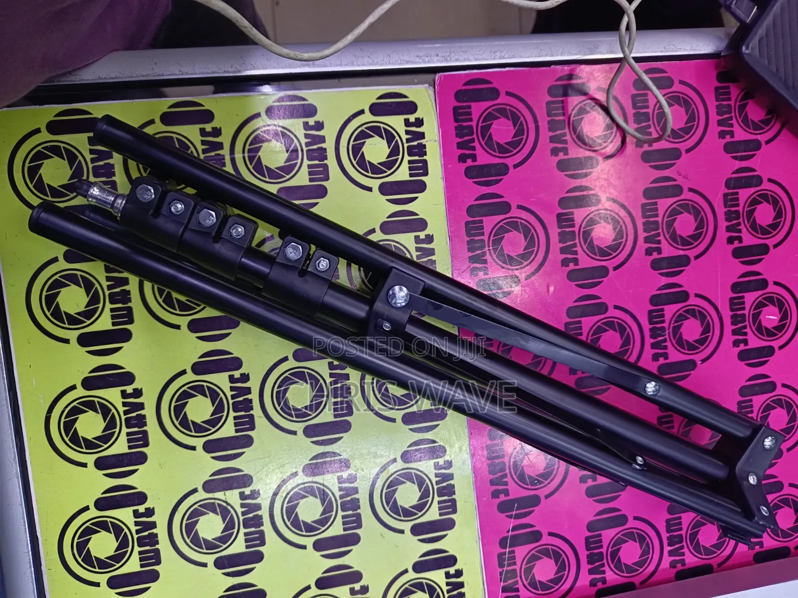 Foldable Camera Stand/Tripod