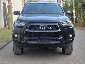 Toyota Hilux 2022 Black