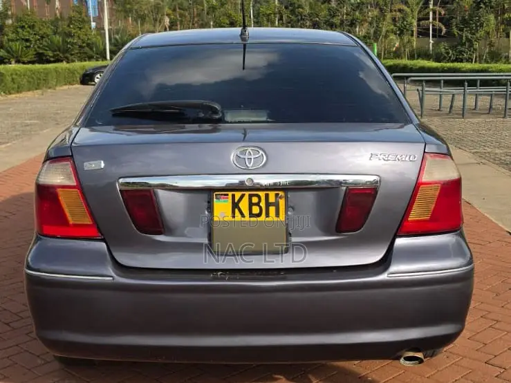 Toyota Premio 2004 Gray
