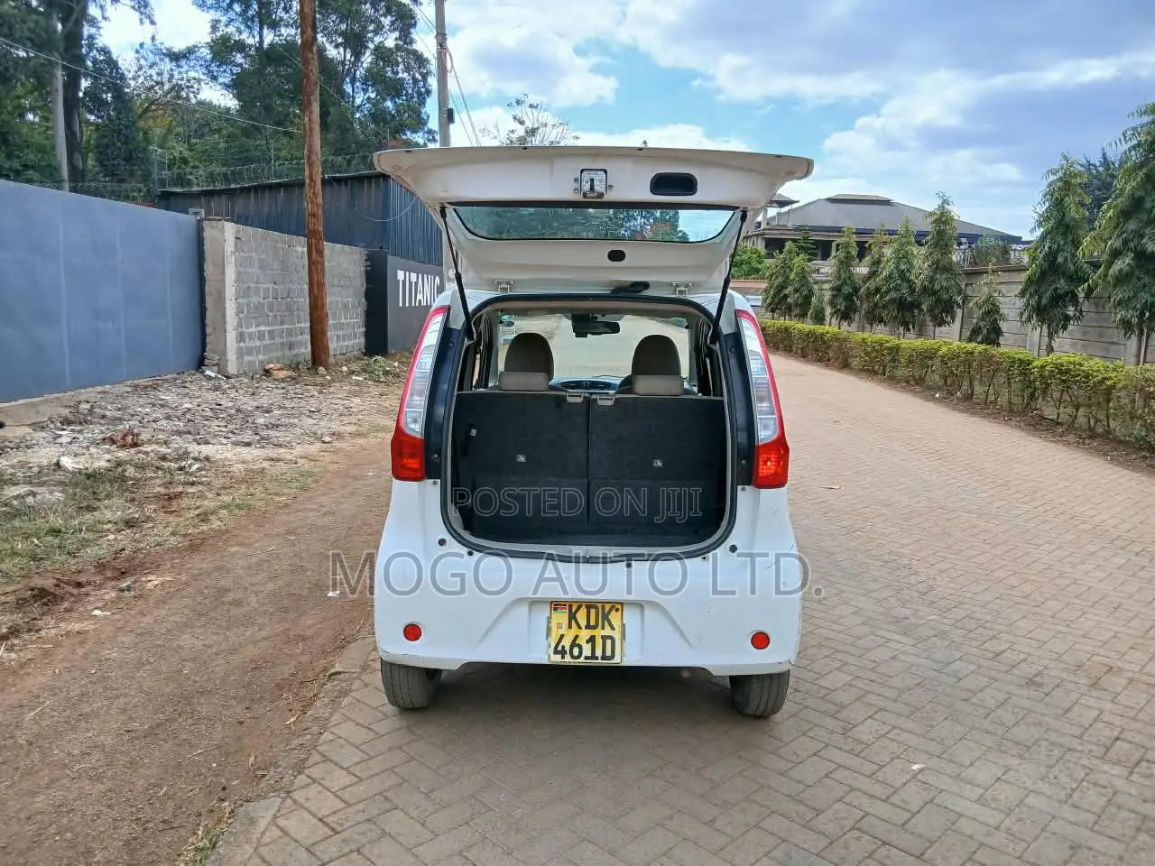 Nissan Dayz 2015 White