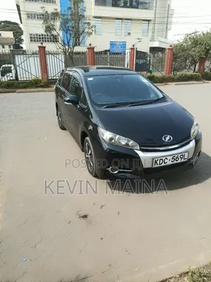 Toyota Wish 2014 Black