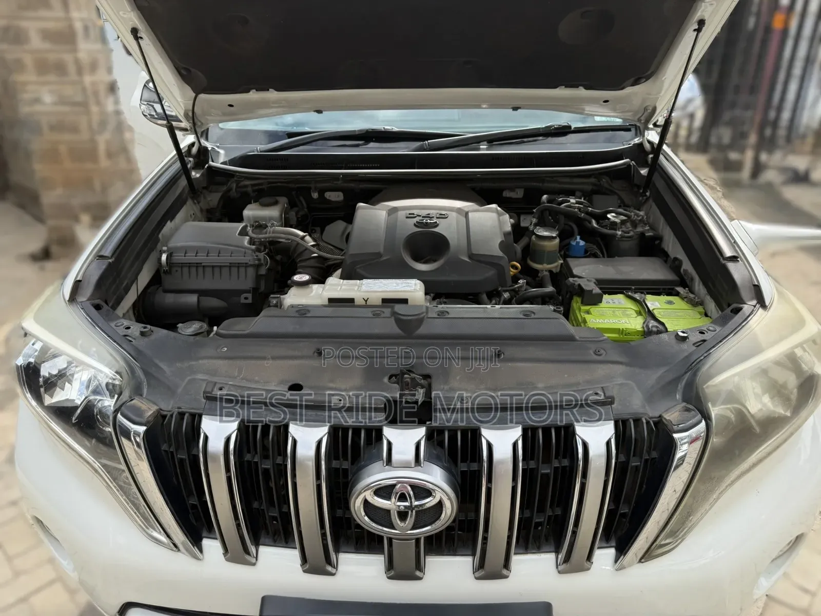 Toyota Land Cruiser Prado 2.8 2017 White