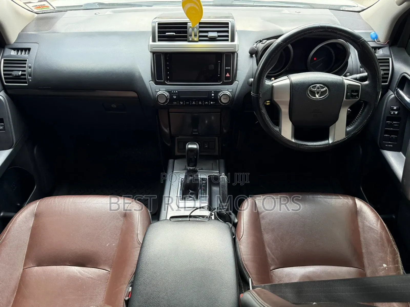 Toyota Land Cruiser Prado 2.8 2017 White