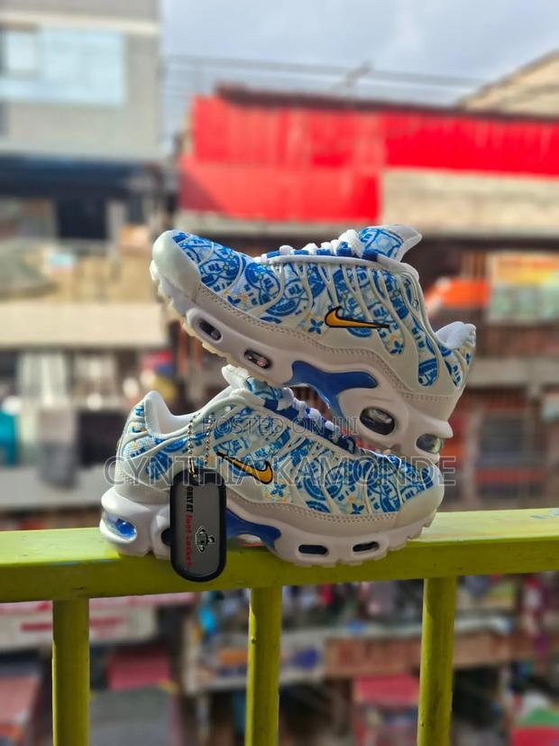 Stylish Kids Sneakers - main view