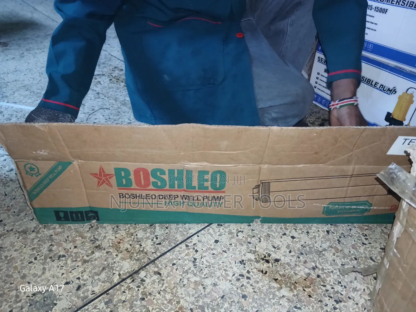 Cardboard Packaging Box for a Boshleo Deep Well Pump
