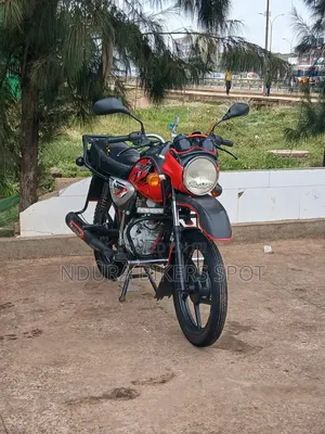 Bajaj Boxer 125 2022 Red